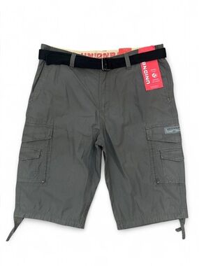 Y2K NWT Men’s 15” Gray Cargo Shorts with Black Belt Size Waist 38”